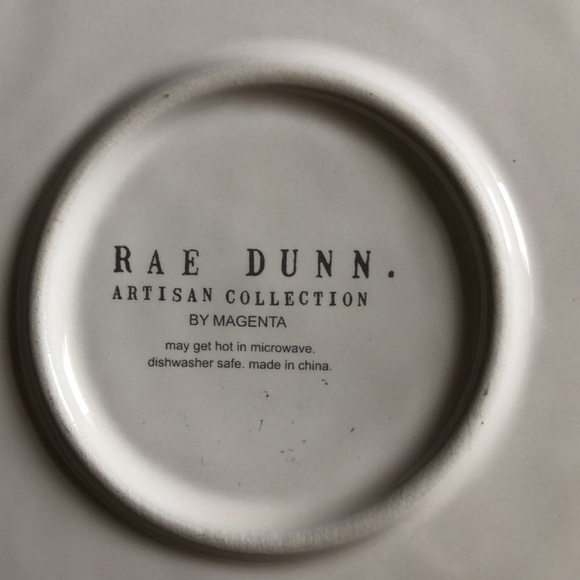 Rae Dunn LITTLE SLICE OF HEAVEN pie plate - Picture 4 of 7